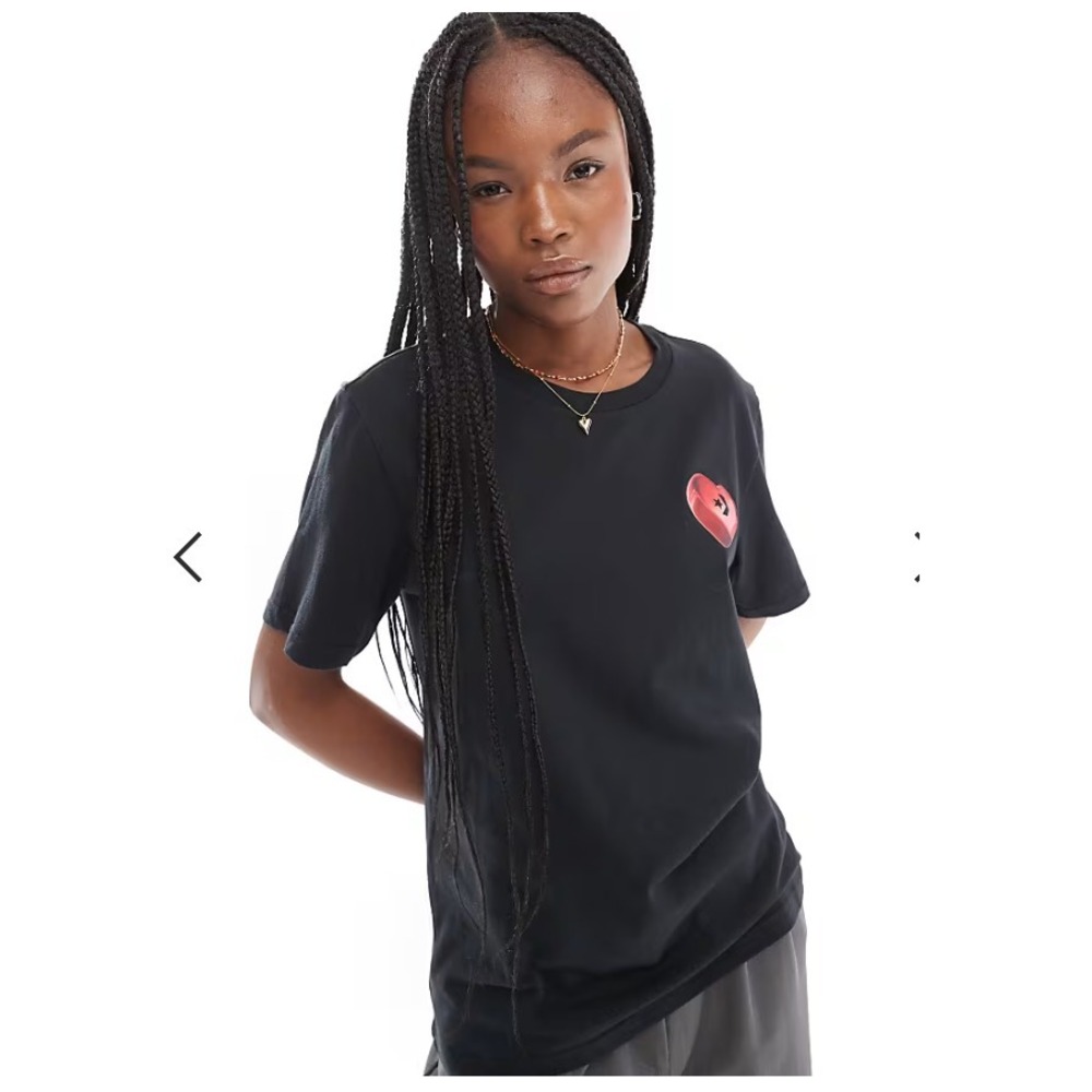 Converse Women's Black Heart Classic T-shirt 3XL